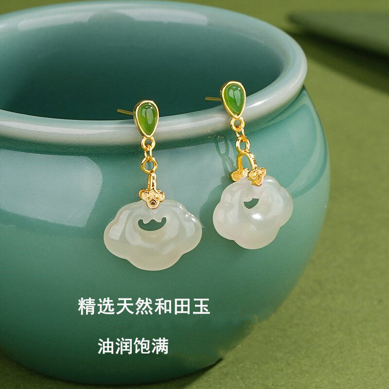 天然和田玉如意耳环时尚大气