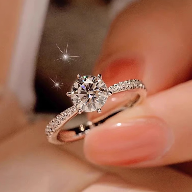 赫圣培育钻石经典六爪1克拉婚戒