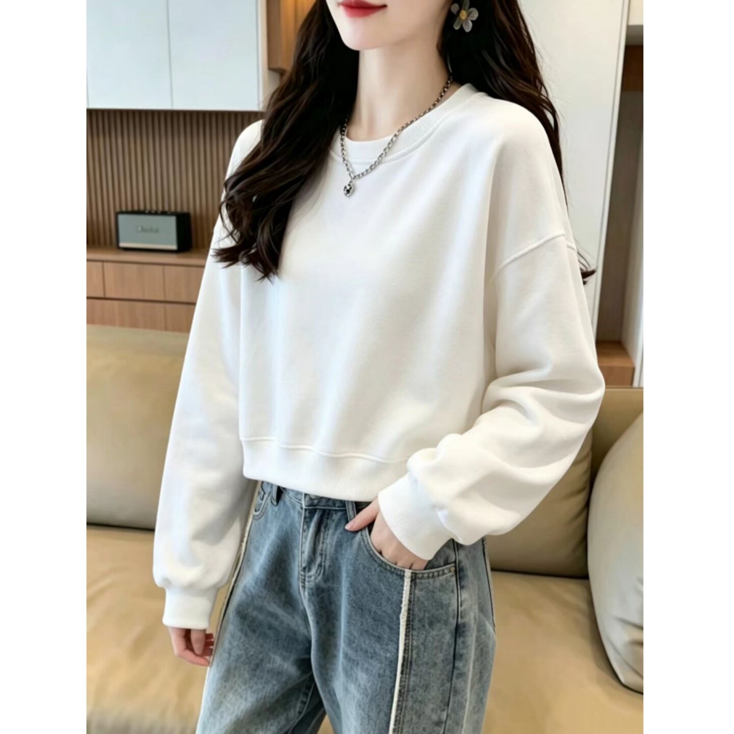 春秋薄款短款显瘦卫衣女