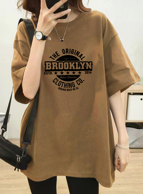字母纯棉中长款短袖oversizeT恤女咖啡色上衣夏季新款过臀宽松潮