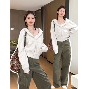 短款卫衣外套长袖拉链上衣女2026秋季新款版系白灰色小个子开衫女