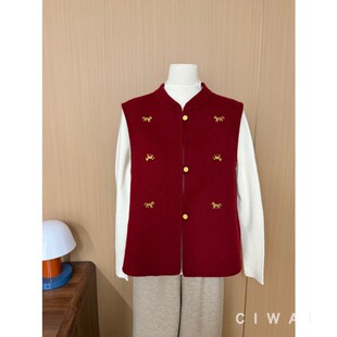 2026春秋新中式 红色刺绣小马马甲女单排扣洋气背心中老年妈妈装