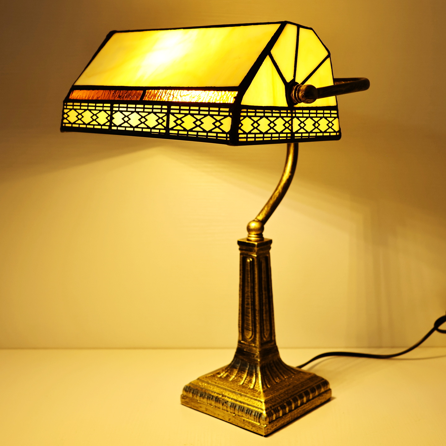 老上海玻璃办公桌复古怀旧新中式