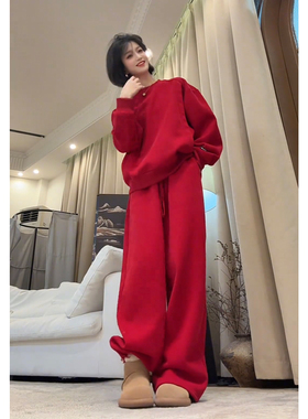 圣诞穿搭高级感红色加绒卫衣套装韩系减龄小香风复古运动服两件套
