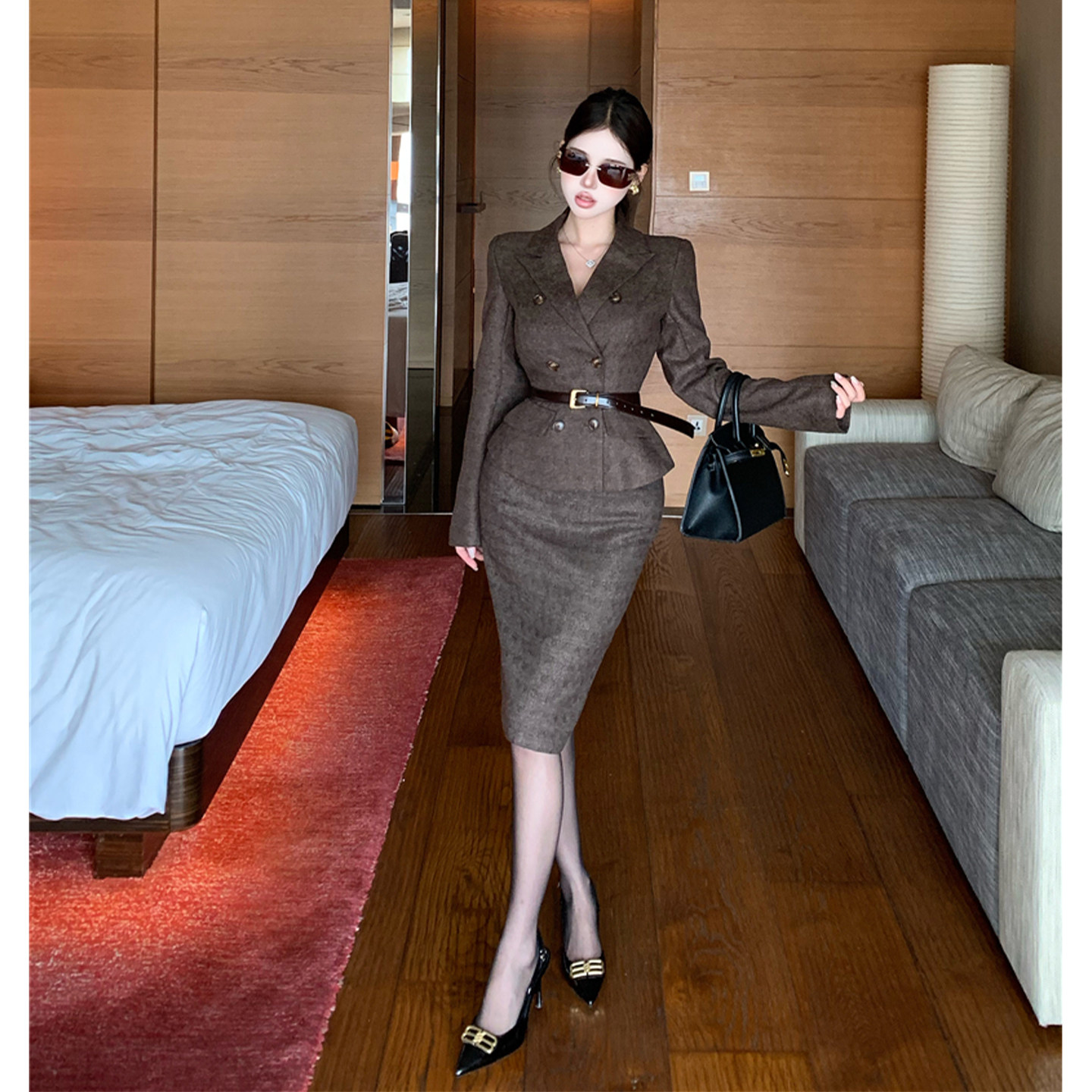 秋冬穿搭一整套轻职场海妖风套装