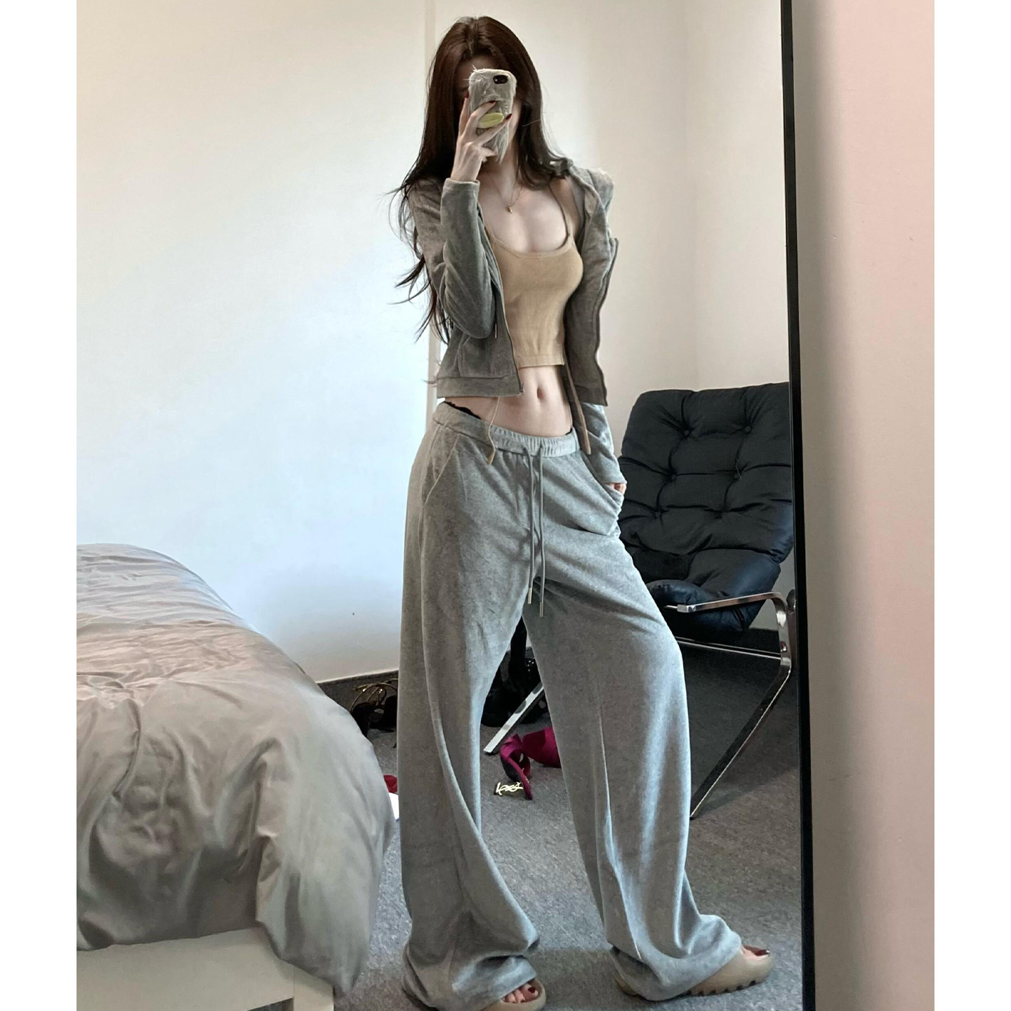 秋装搭配一整套高级感小个子慵懒松弛天鹅绒连帽卫衣运动服两件套