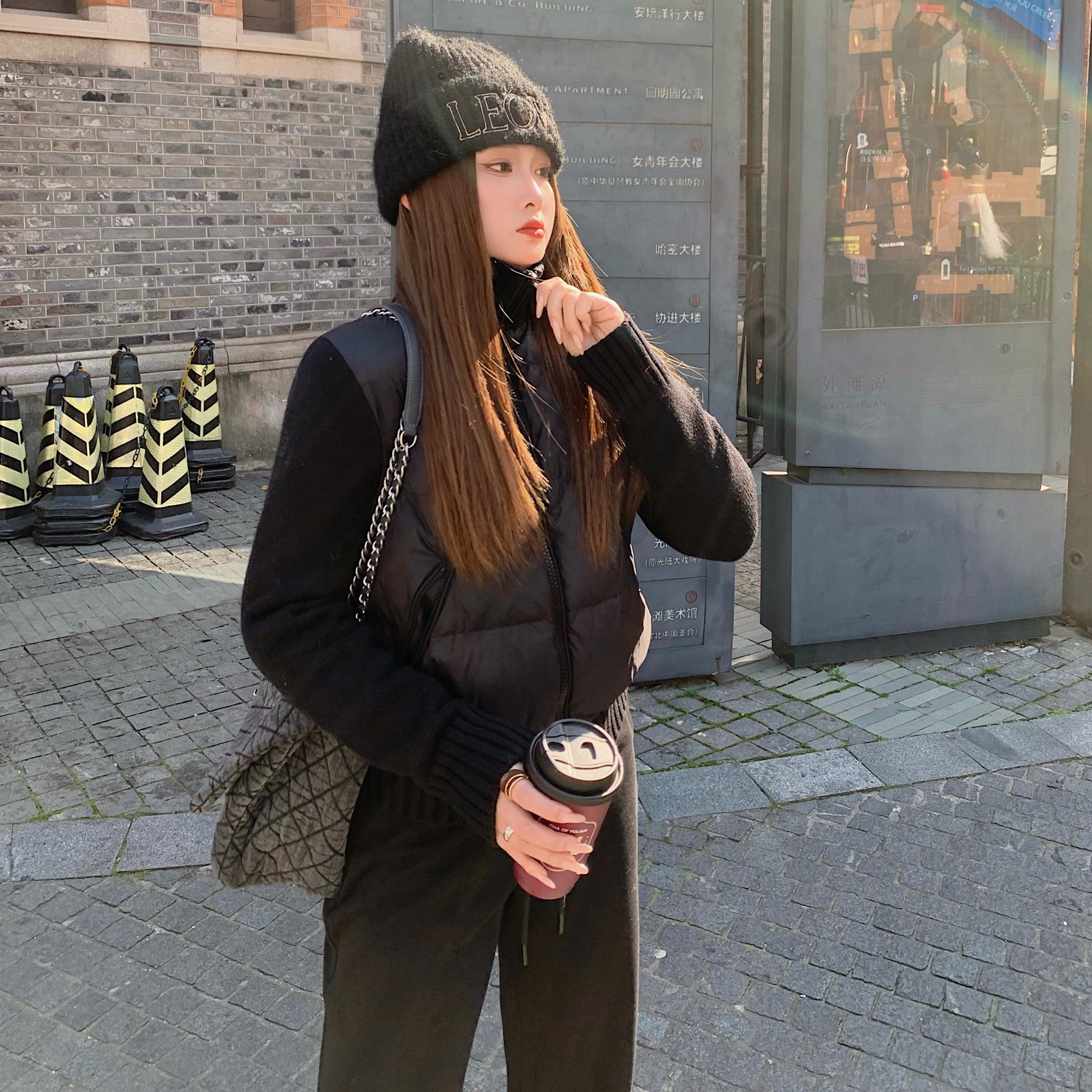 羊毛拼接2025秋冬新款法式气质设计感小众短款白色羽绒服保暖外套