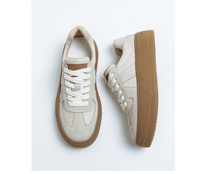 大码女鞋41一43春秋款厚底德训鞋女2023年新款板鞋女休闲小白鞋