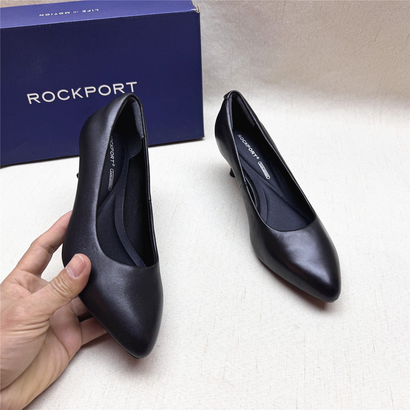 Rockport/乐步正品撤柜通勤时尖头舒适工作鞋女新款羊皮浅口单鞋M