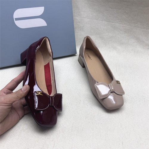 comely/康莉正品撤柜甜美方头蝴蝶结软底时装女鞋新款牛漆皮单鞋