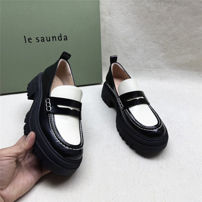 39码le saunda/莱尔斯丹5M撤柜英伦粗跟圆头乐福鞋女新款牛皮单鞋