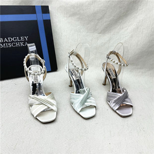 Badgley Mischka百吉利米西卡时尚露趾绸面珍珠扣带婚宴时装凉鞋