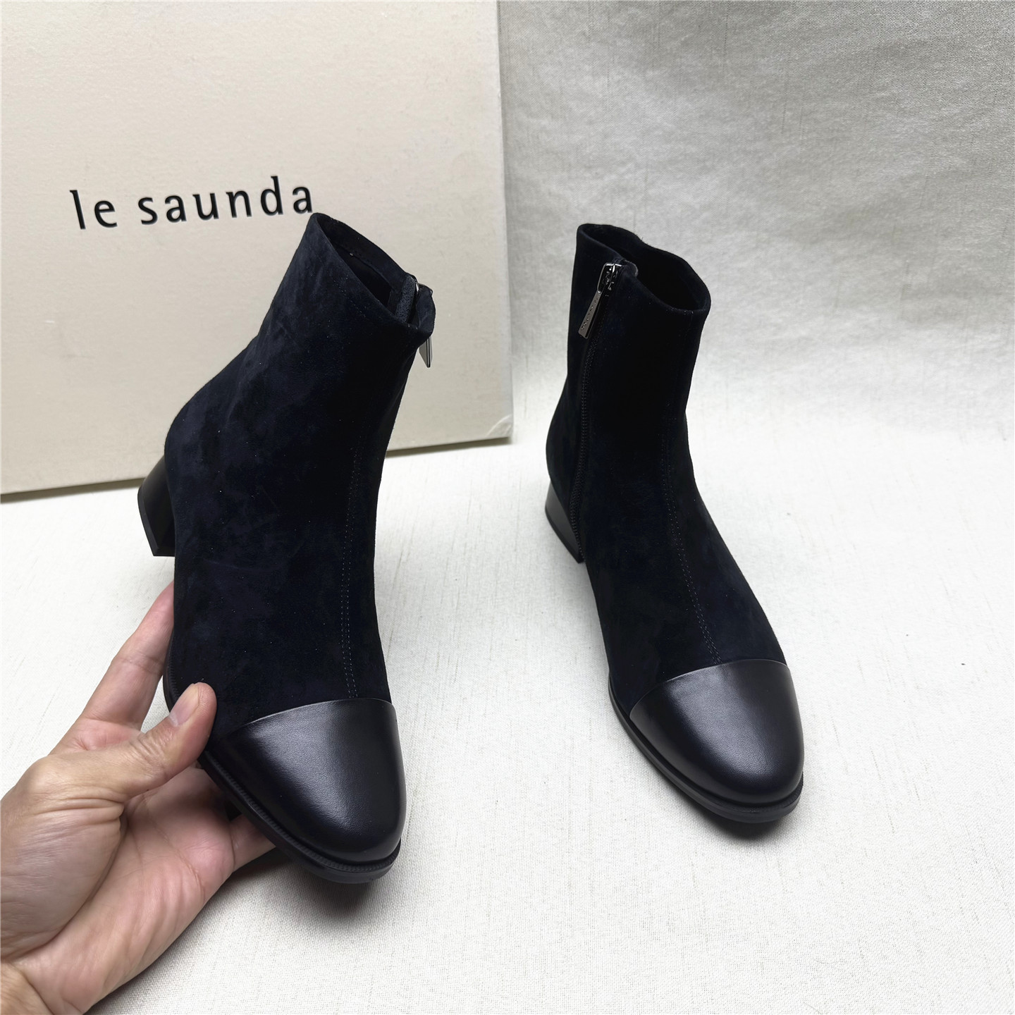 莱尔斯丹羊皮牛皮拼接侧拉链短靴