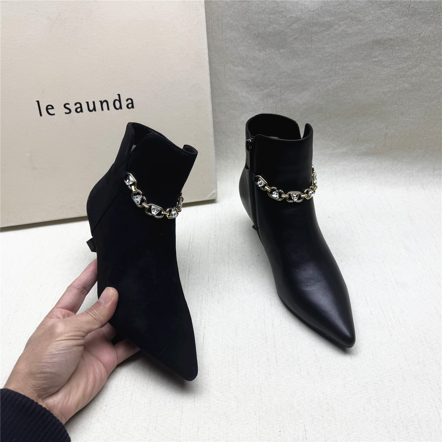 莱尔斯丹商场同款中跟舒适时装靴