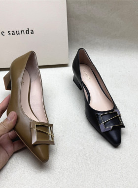 le saunda/莱尔斯丹撤柜正品尖头粗跟方扣饰时装鞋女新款羊皮单鞋
