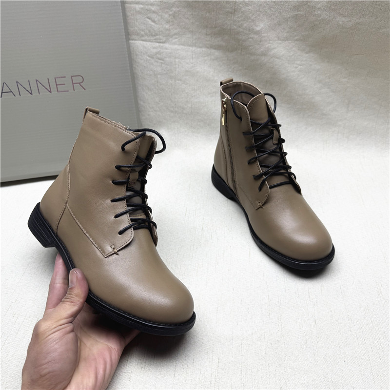 C.BANNER/千百度亏本清仓马丁靴