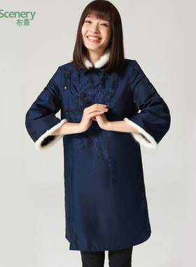布景中国风旗袍式羽绒服