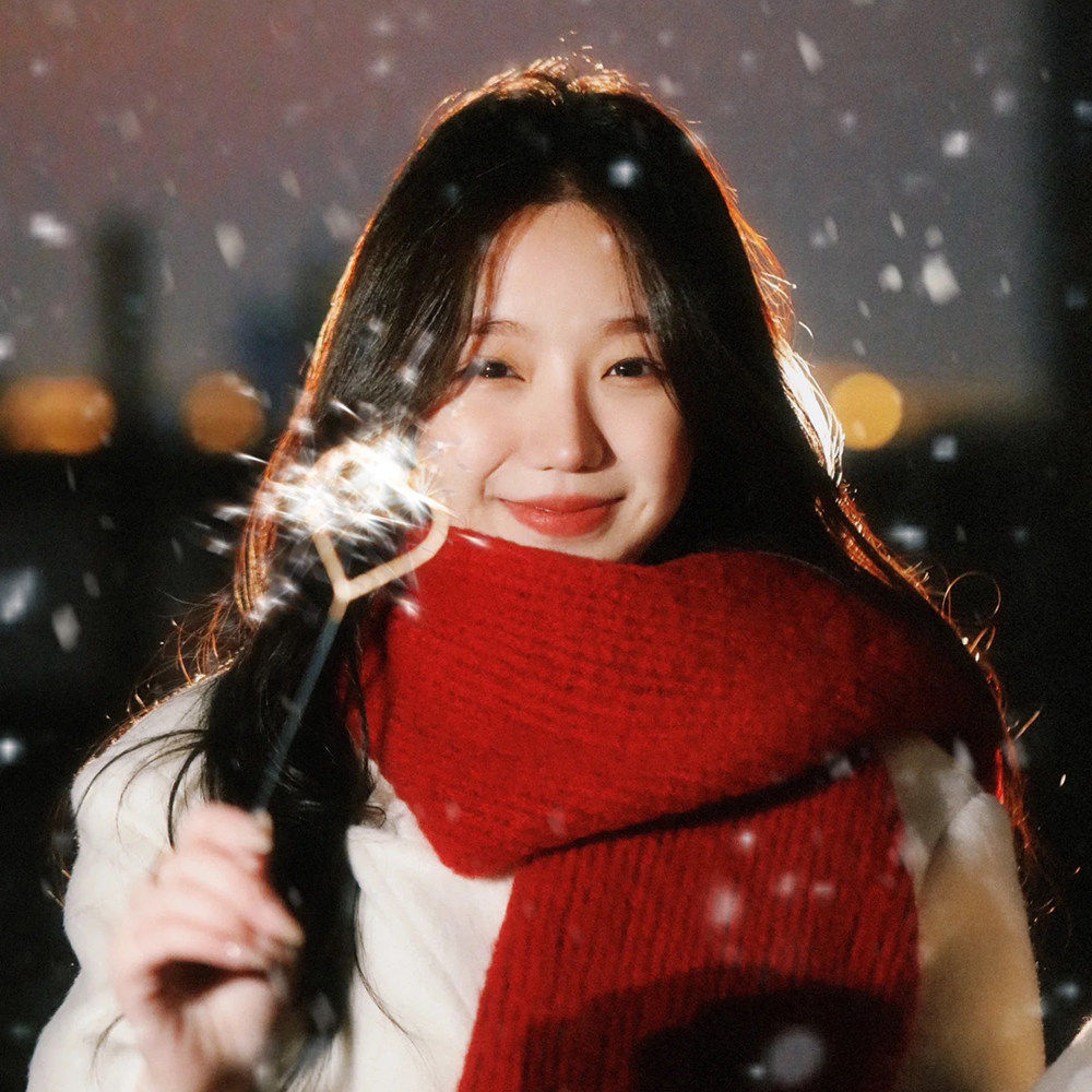 秋冬季节女士高级感围巾百搭仿羊绒防寒纯色简约保暖围脖防寒披肩