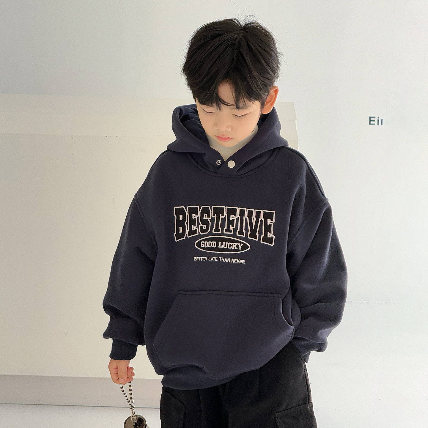 波拉童装男童加绒卫衣秋冬款2025儿童装冬季一体加厚连帽上衣大童