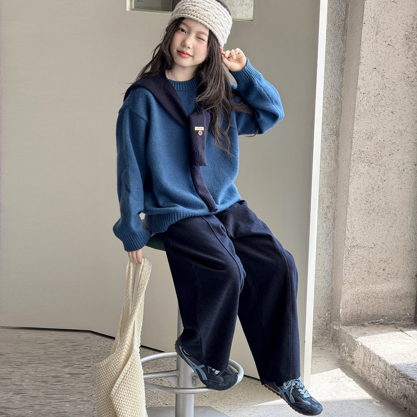 波拉童装女童韩系披肩撞色蓝调针织衫套装2026冬装秋冬大童超好看