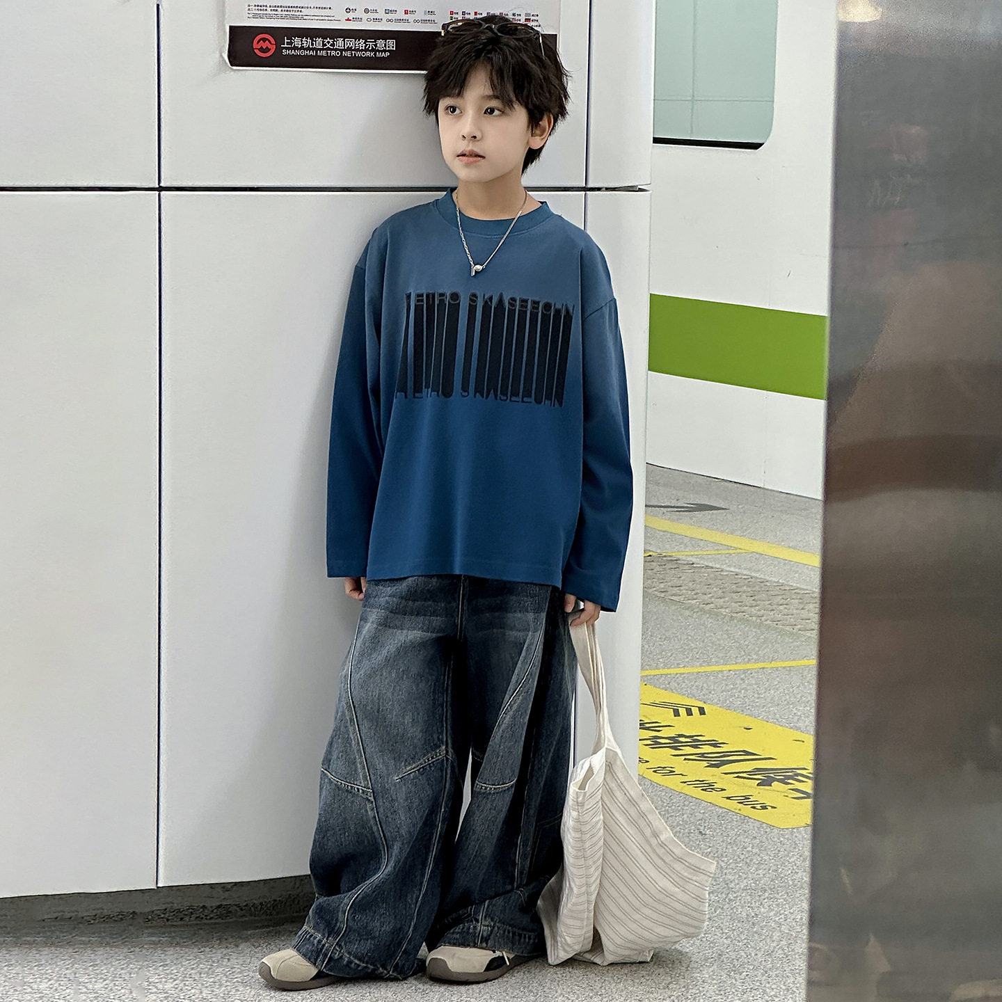 波拉童装男童秋装卫衣2026秋装儿童装网红春秋款痞帅风男孩潮大童