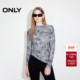 ONLY2026春季 T恤女 收腰开叉打底长袖 新款 性感显瘦扎染一字肩修身