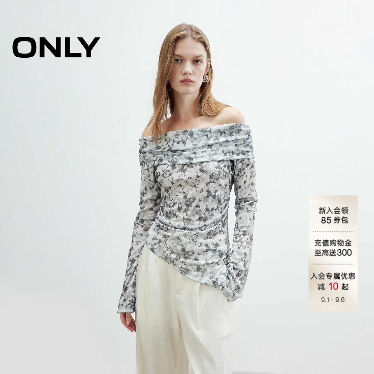 ONLY性感一字肩晕染印花长袖T恤图片