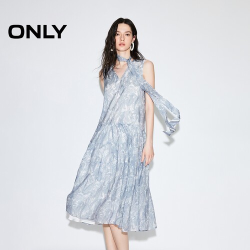 ONLY中长款花朵印花连衣裙