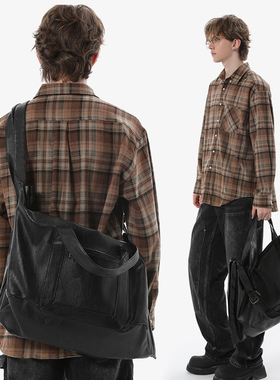 韩国ins风小众潮牌男包皮质大包多功能单肩斜挎包潮手提包健身包