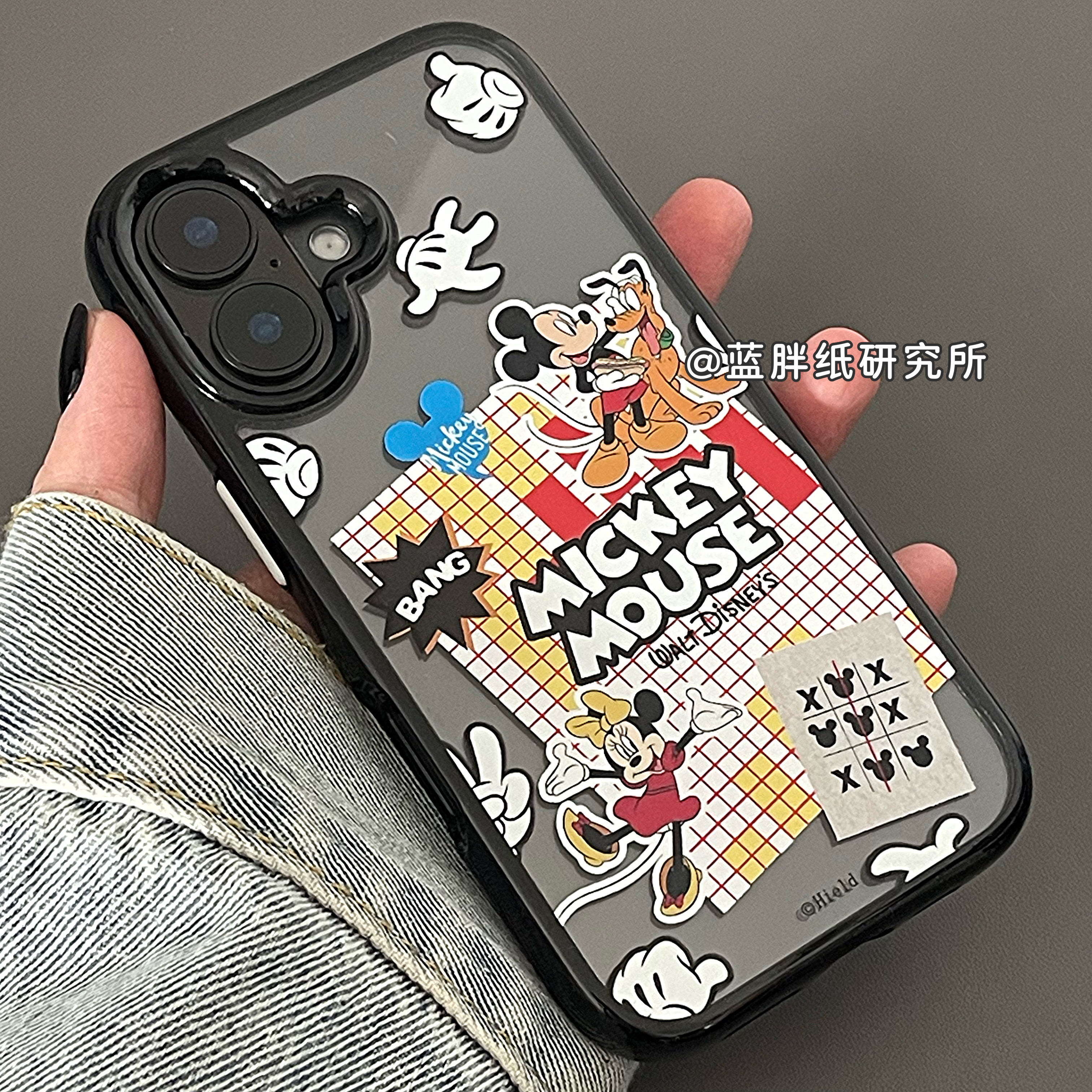 蓝胖纸研究所2025新款酷酷潮牌卡通贴纸适用iPhone16ProMax苹果15手机壳14黑边框13保护套防摔亚克力情侣