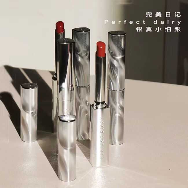 完美日记2099磁力豆沙银翼小细跟