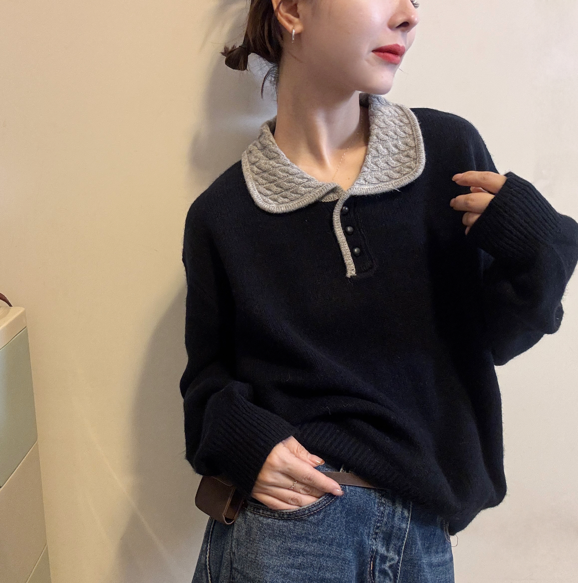 欧洲站2025秋冬新款韩系撞色娃娃领纽扣套头羊毛针织衫百搭毛衣女