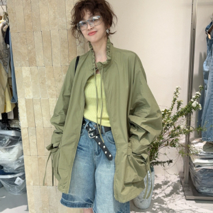 欧洲站2026春季 褶皱抽绳小立领落肩慵懒风中长大口袋防晒外套 时尚