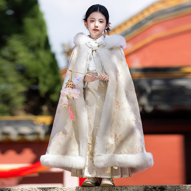 女童仙气大毛领披风长款