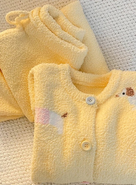 腊肠狗黄色睡衣女秋冬季新款珊瑚绒开衫加厚家居服套装半边绒外出