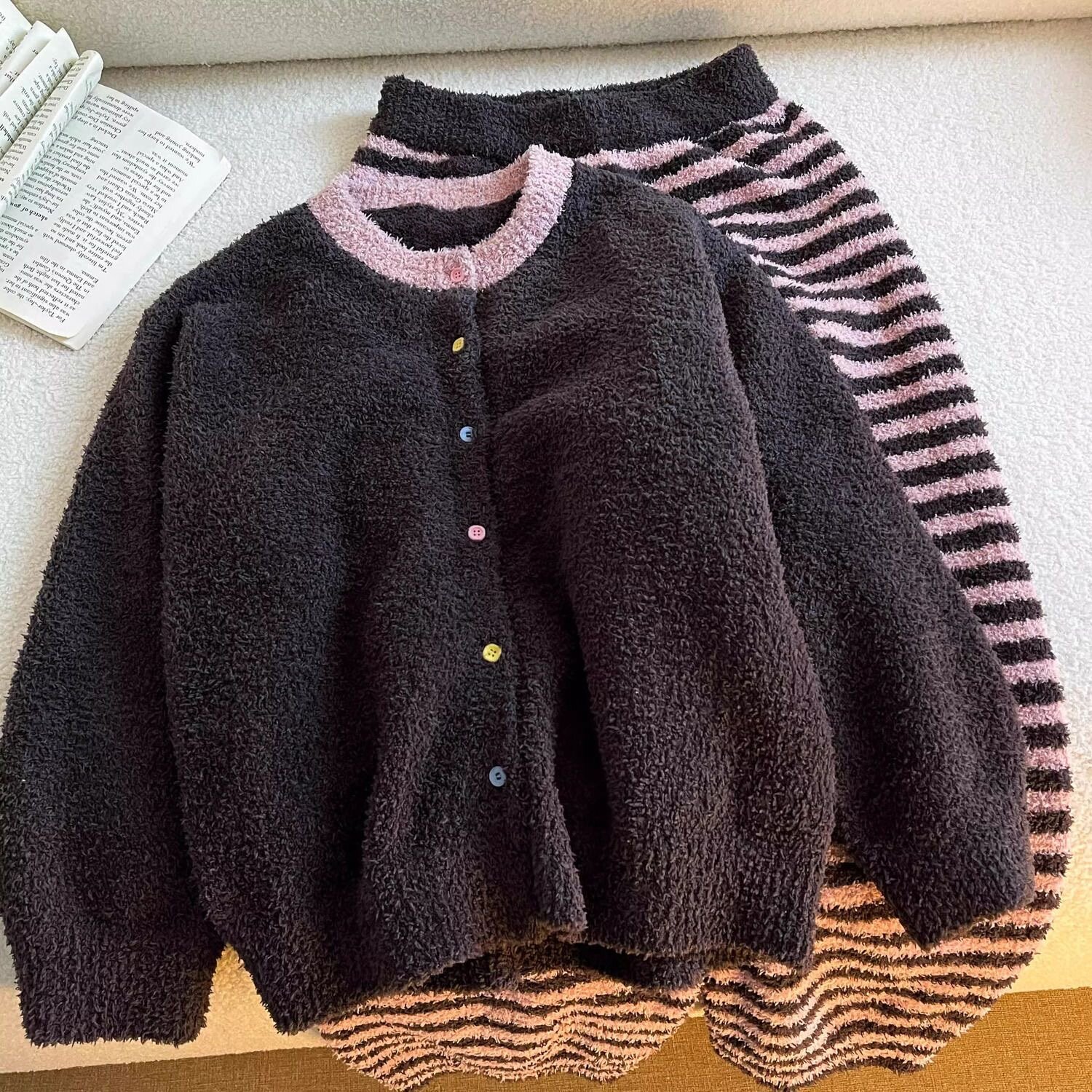 拼接睡衣少女秋冬季新款加厚条纹珊瑚绒开衫外穿半边绒家居服套装