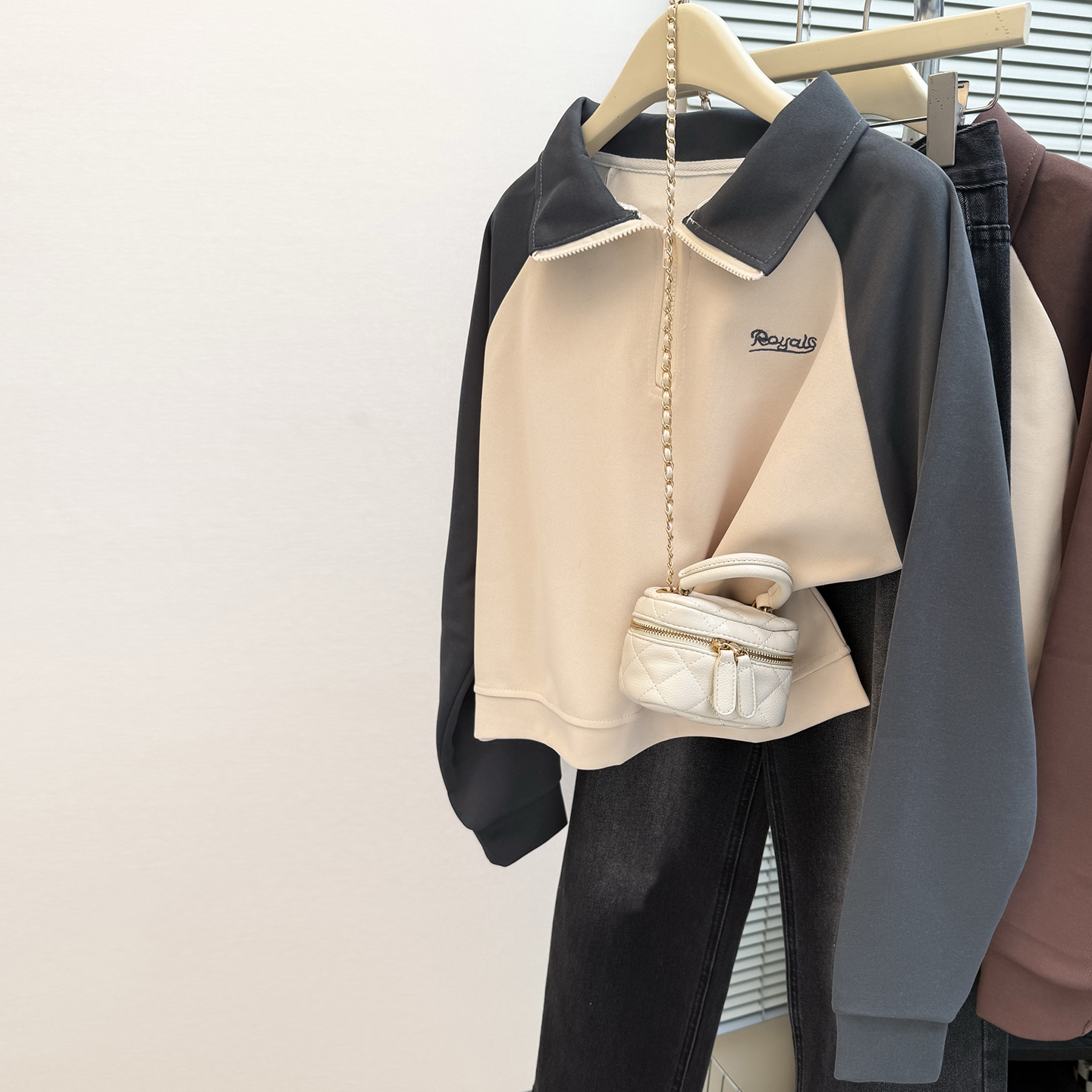 撞色插肩长袖Polo翻领卫衣女春秋