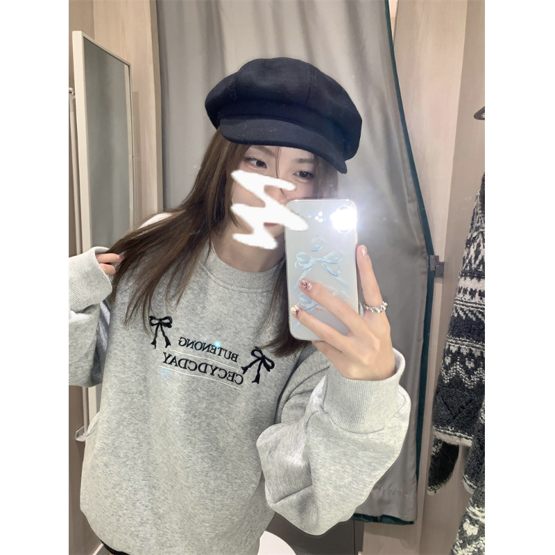 蝴蝶结刺绣无帽圆领卫衣女春秋薄