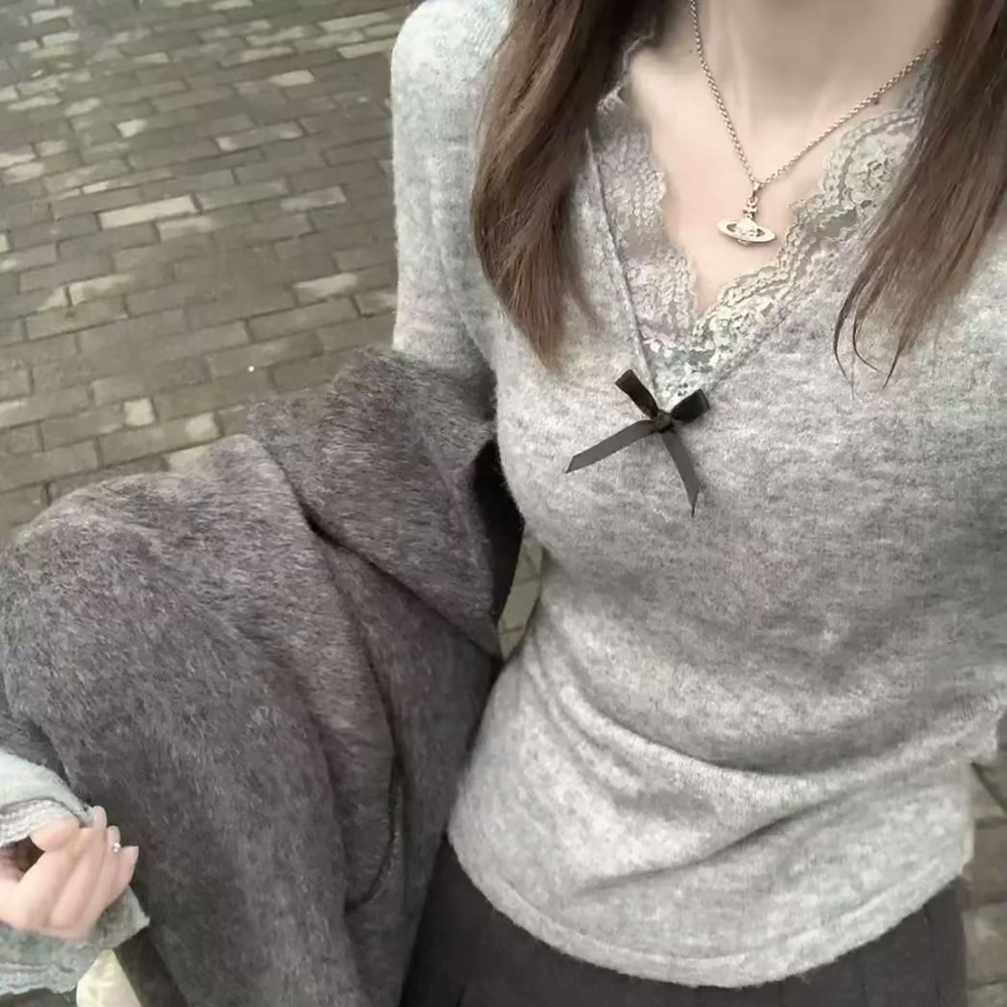 纯欲风蝴蝶结蕾丝拼接长袖T恤女秋冬修身内搭打底衫磨毛加绒上衣