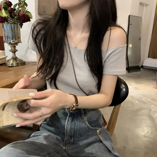 T恤女修身 斜肩露肩短袖 韩版 内搭短款 条纹上衣 夏季 打底衫 2026新款