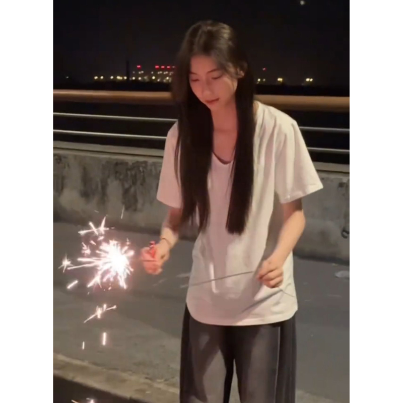 白色v领正肩短袖T恤女夏季韩版宽松简约纯色打底衫内搭慵懒上衣潮
