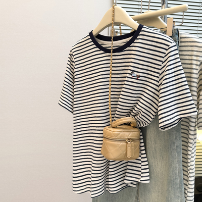 韩系chic甜辣条纹刺绣短袖T恤女