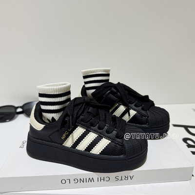 真皮儿童板鞋贝壳头男童鞋子春秋款软底运动鞋百搭潮牌女童休闲鞋