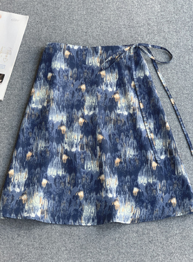 高腰扎染印花半身裙女2025夏季新款复古度假风蓝色显瘦A字裙子ins