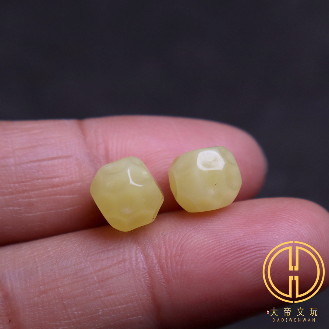 天然原矿蜜蜡雕刻无相桶珠散珠隔珠顶腰珠菩提手串长串文玩配饰