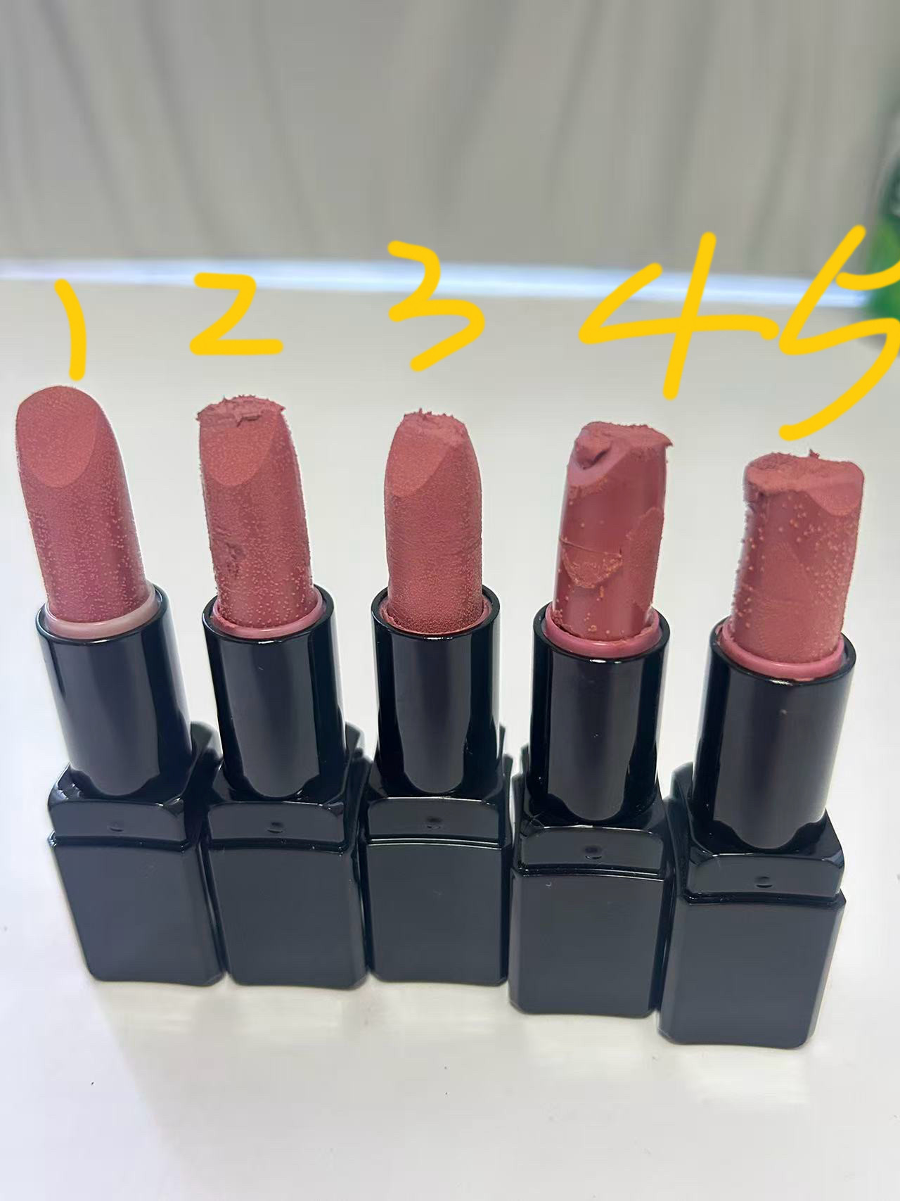 英国illamasqua口红持久显色裸色唇膏货损亏本清18年产,彩妆/香水/美妆工具,唇膏/口红,淘宝优惠券,粉丝福利购,淘宝优惠卷