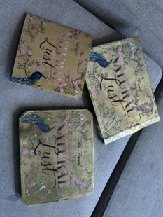 Too Faced Natural Lust 孔雀开屏30色眼影盘19年产 收藏哑光珠光
