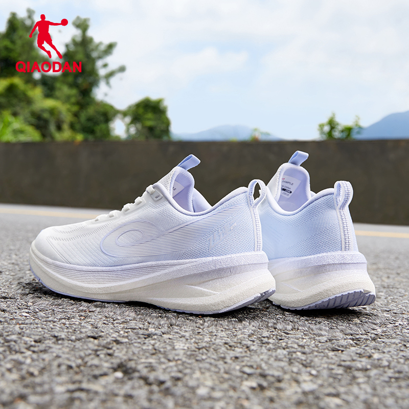 乔丹缓震运动鞋女中考体测跑步