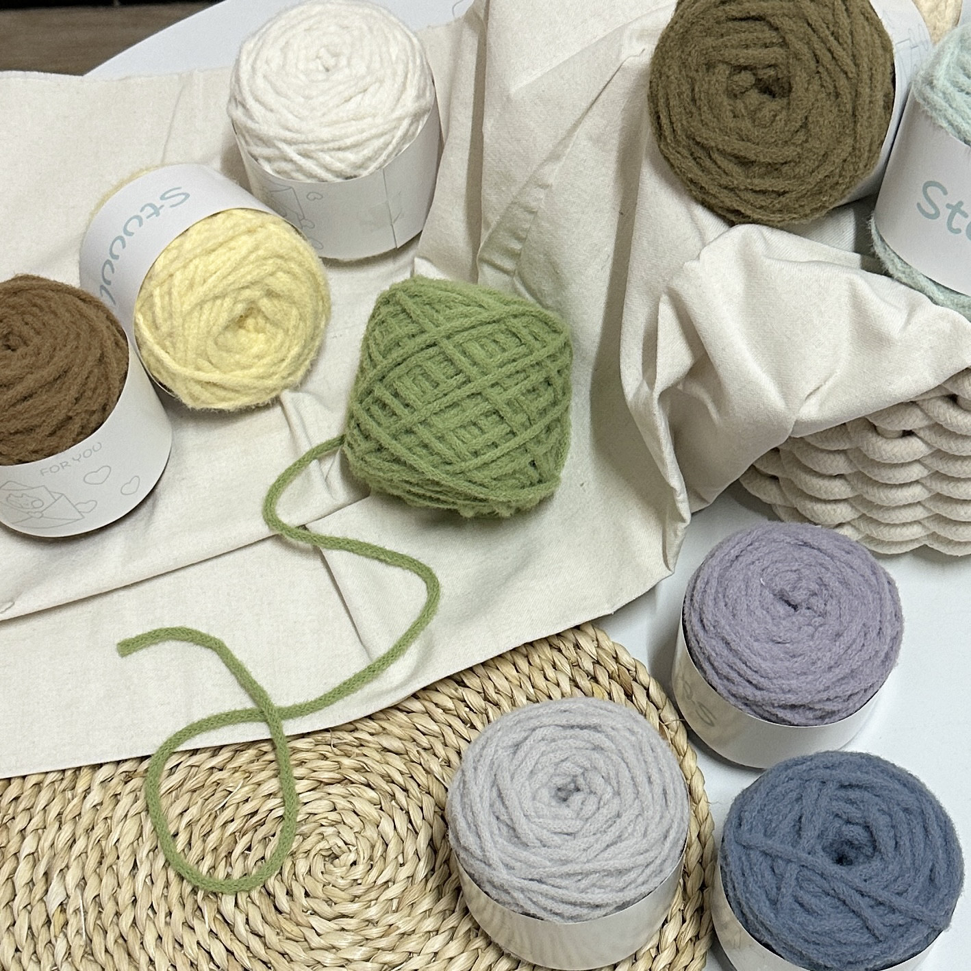 Stuuuly手工diy云朵柔柔线软糯慕斯线编织自制毛线钩织线团特色线