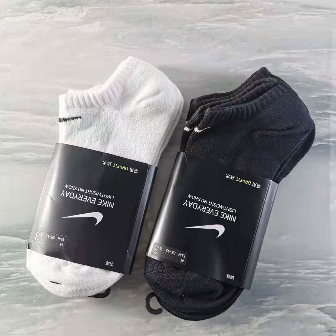 耐克NIKE男女通用运动棉袜短筒四季款健身低筒跑步棉袜SX7678